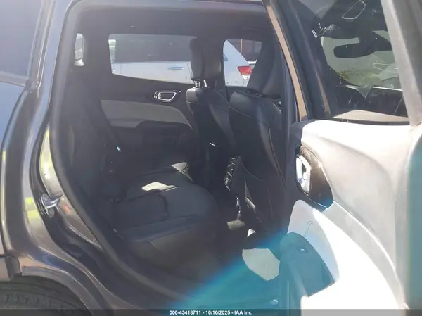 3C4NJDCN0PT550975 2023 JEEP COMPASS - Image 8