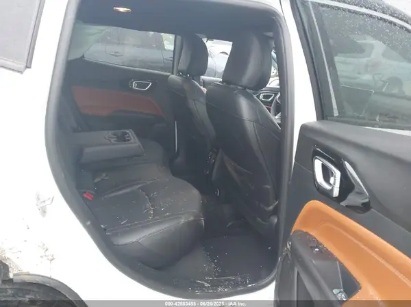 3C4NJDCN0RT156525 2024 JEEP COMPASS - Image 8
