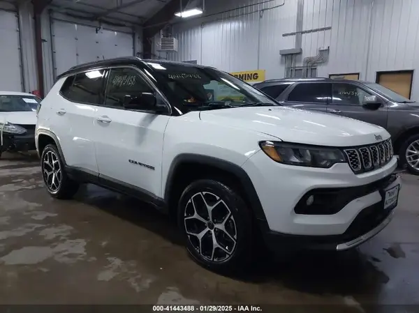 3C4NJDCN0ST517886 2025 JEEP COMPASS - Image 1