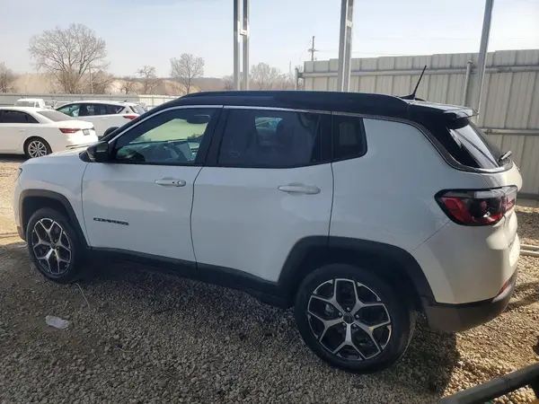 3C4NJDCN0ST525275 2025 JEEP COMPASS - Image 2
