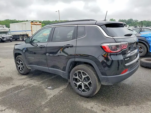 3C4NJDCN0ST545333 2025 JEEP COMPASS - Image 2