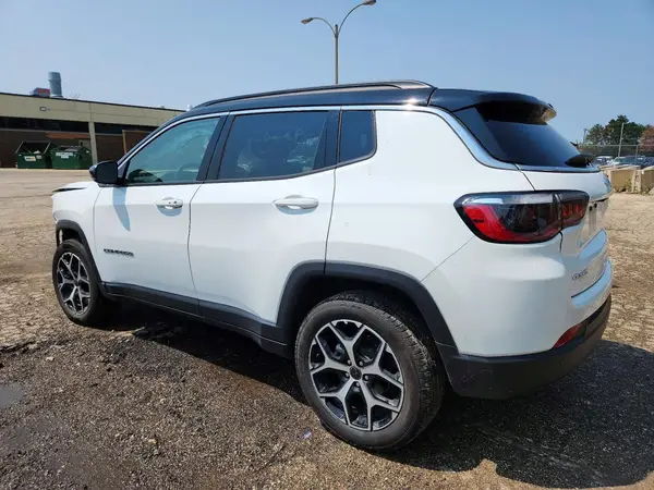 3C4NJDCN0ST599912 2025 JEEP COMPASS - Image 2
