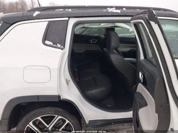 3C4NJDCN0ST610861 2025 JEEP COMPASS - Image 8