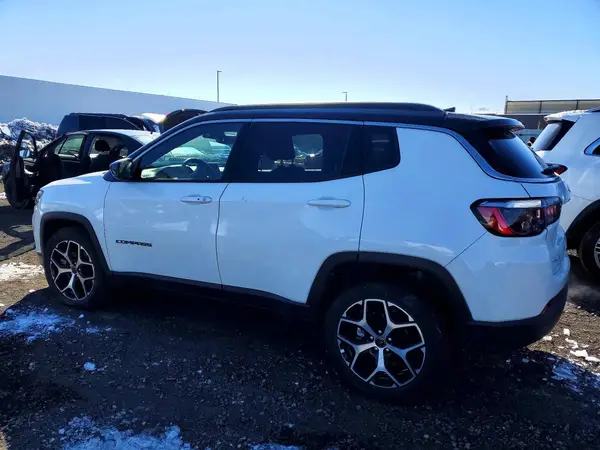 3C4NJDCN0ST613484 2025 JEEP COMPASS - Image 2