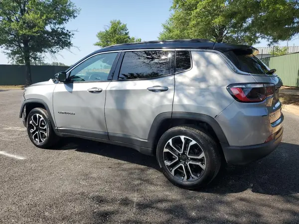 3C4NJDCN1PT565873 2023 JEEP COMPASS - Image 2