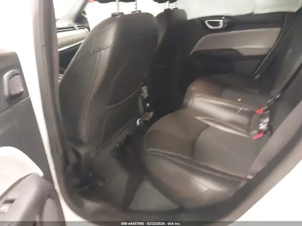 3C4NJDCN1PT568790 2023 JEEP COMPASS - Image 8