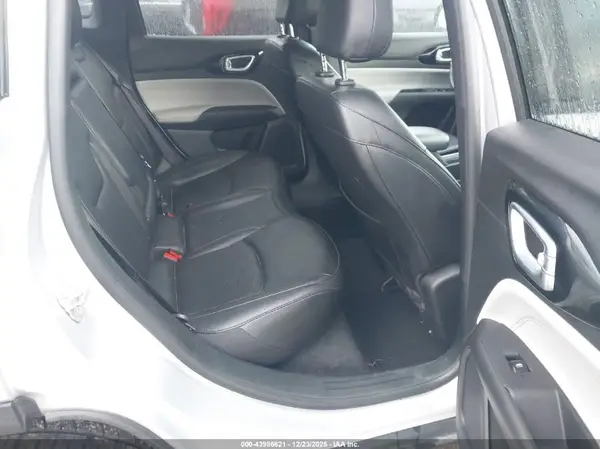 3C4NJDCN1RT118219 2024 JEEP COMPASS - Image 8
