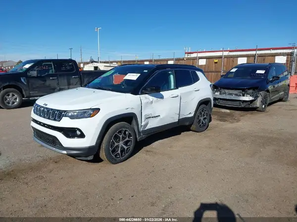 3C4NJDCN1RT125302 2024 JEEP COMPASS - Image 2
