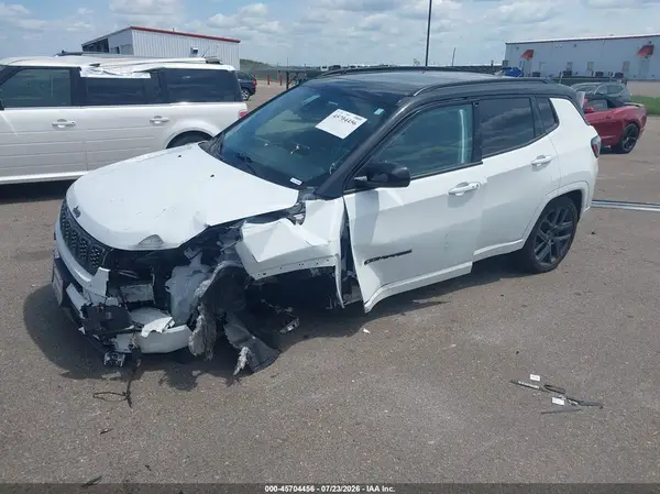 3C4NJDCN1RT157540 2024 JEEP COMPASS - Image 2