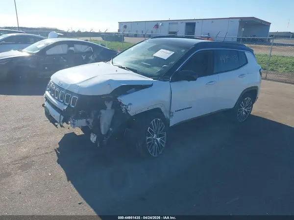 3C4NJDCN1RT584104 2024 JEEP COMPASS - Image 2