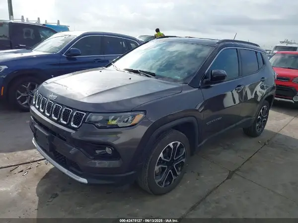 3C4NJDCN1RT596947 2024 JEEP COMPASS - Image 2