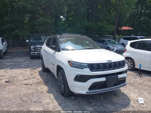 3C4NJDCN1ST502474 2025 JEEP COMPASS - Image 1