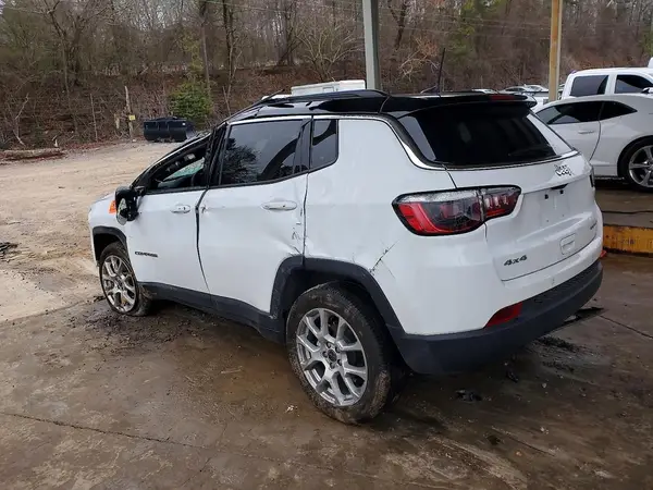 3C4NJDCN1ST512714 2025 JEEP COMPASS - Image 2