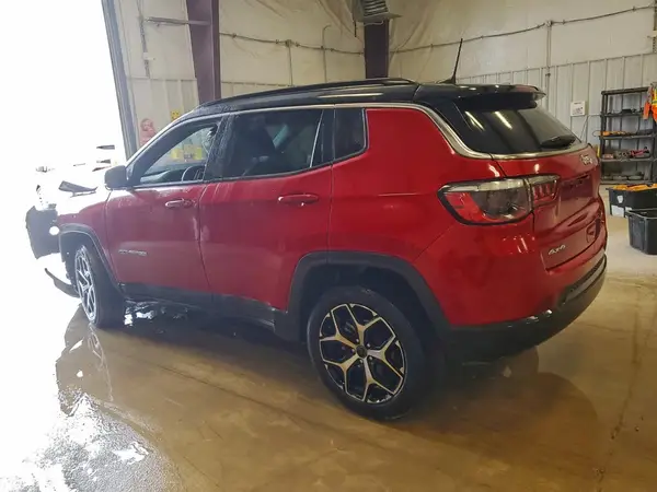 3C4NJDCN1ST523907 2025 JEEP COMPASS - Image 2