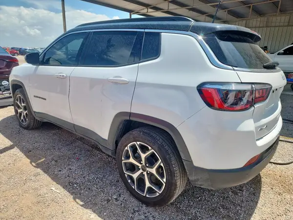 3C4NJDCN1ST523924 2025 JEEP COMPASS - Image 2