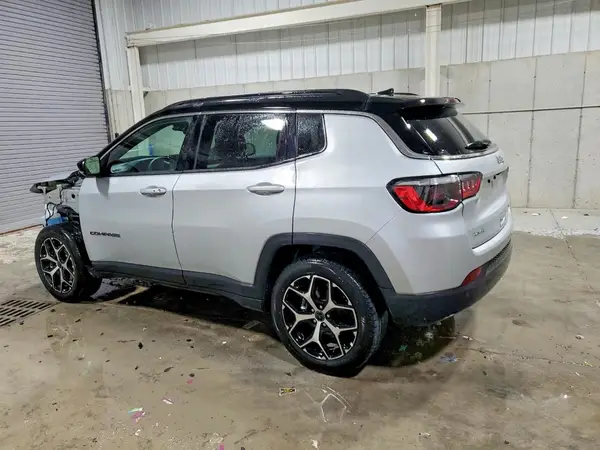 3C4NJDCN1ST524720 2025 JEEP COMPASS - Image 2