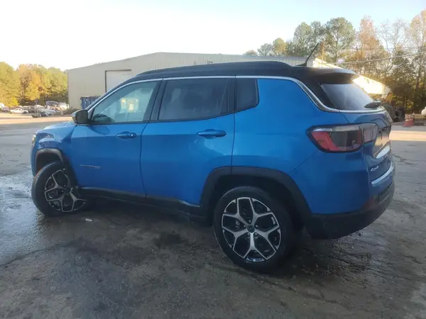 3C4NJDCN1ST524832 2025 JEEP COMPASS - Image 2
