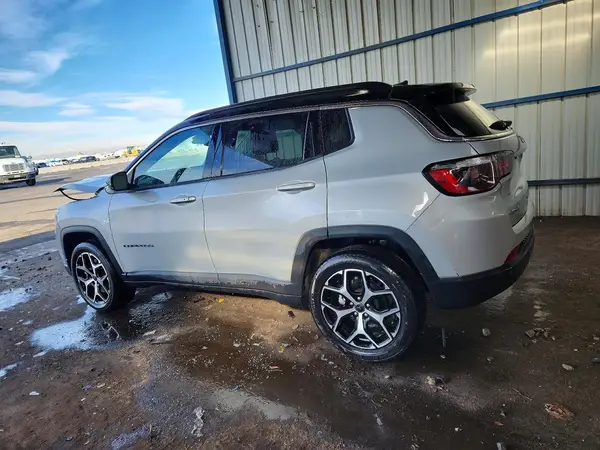 3C4NJDCN1ST546443 2025 JEEP COMPASS - Image 2