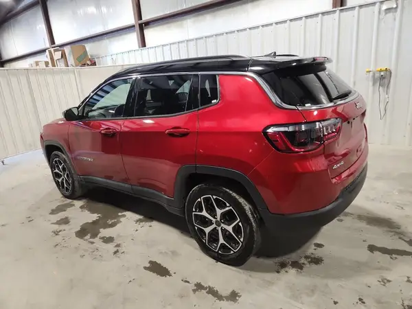 3C4NJDCN1ST549973 2025 JEEP COMPASS - Image 2