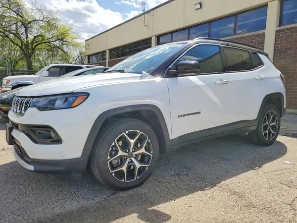 3C4NJDCN1ST600002 2025 JEEP COMPASS - Image 1
