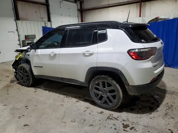 3C4NJDCN1TT188522 2026 JEEP COMPASS - Image 2