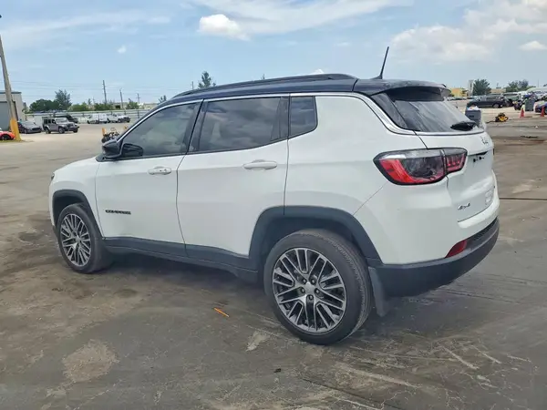 3C4NJDCN2PT528637 2023 JEEP COMPASS - Image 2