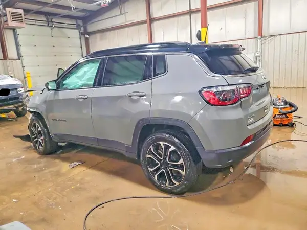 3C4NJDCN2PT551125 2023 JEEP COMPASS - Image 2