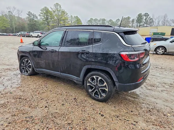 3C4NJDCN2PT558897 2023 JEEP COMPASS - Image 2