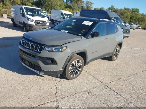 3C4NJDCN2PT565574 2023 JEEP COMPASS - Image 2