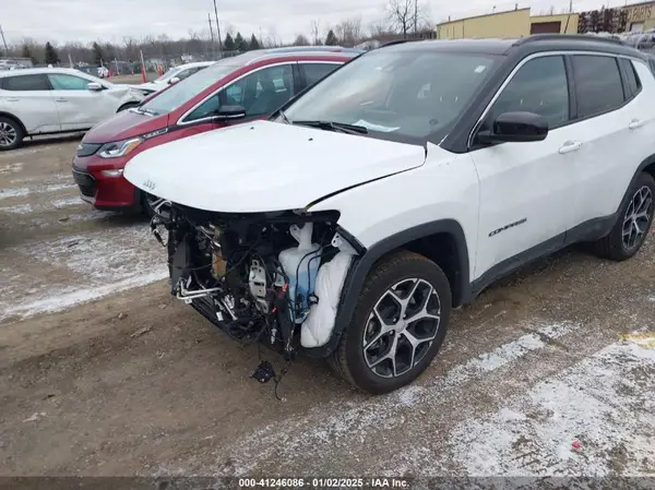 3C4NJDCN2RT103258 2024 JEEP COMPASS - Image 2