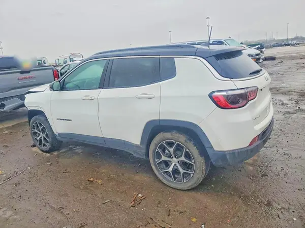 3C4NJDCN2RT129469 2024 JEEP COMPASS - Image 2