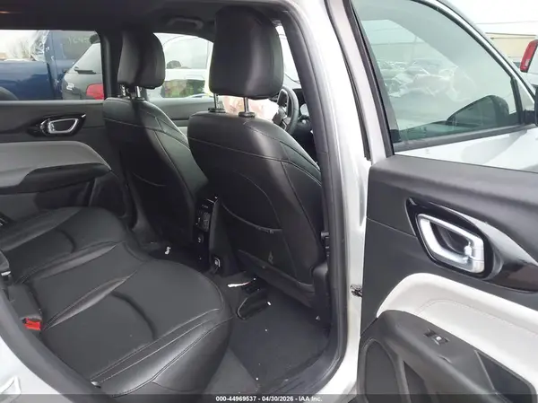 3C4NJDCN2RT133313 2024 JEEP COMPASS - Image 8