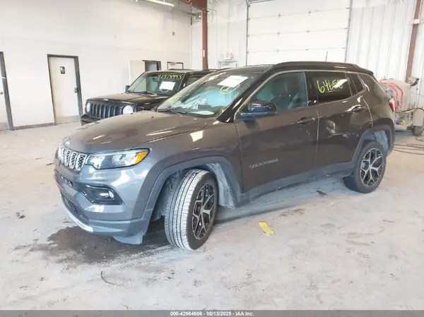 3C4NJDCN2RT153710 2024 JEEP COMPASS - Image 2