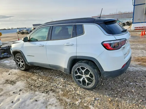 3C4NJDCN2RT162973 2024 JEEP COMPASS - Image 2