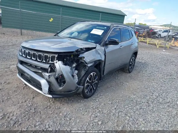 3C4NJDCN2RT578943 2024 JEEP COMPASS - Image 2