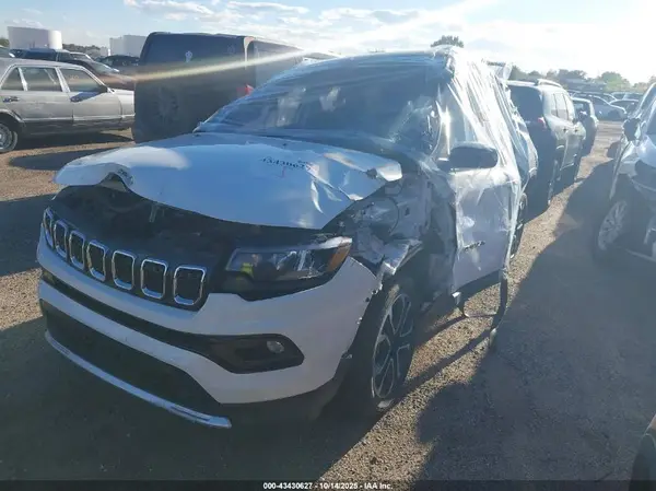 3C4NJDCN2RT608569 2024 JEEP COMPASS - Image 2