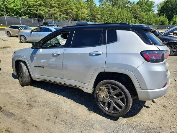 3C4NJDCN2ST501494 2025 JEEP COMPASS - Image 2