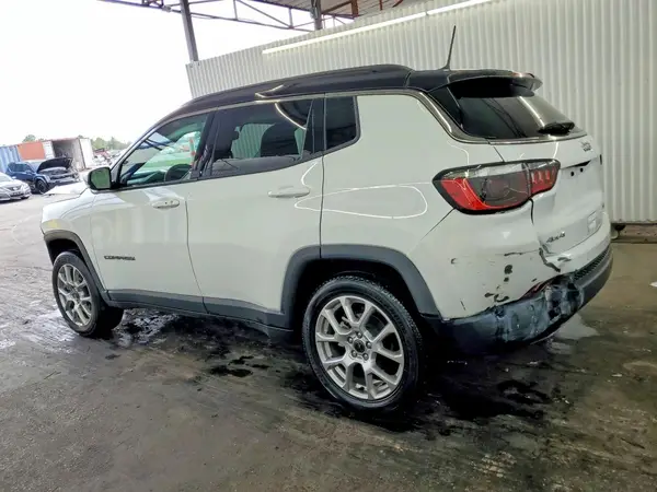 3C4NJDCN2ST507828 2025 JEEP COMPASS - Image 2