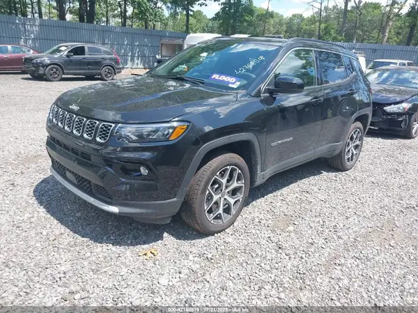 3C4NJDCN2ST517663 2025 JEEP COMPASS - Image 2