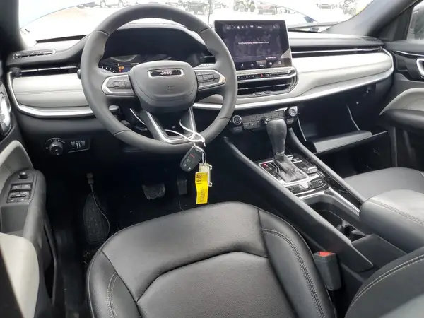 3C4NJDCN2ST522541 2025 JEEP COMPASS - Image 8