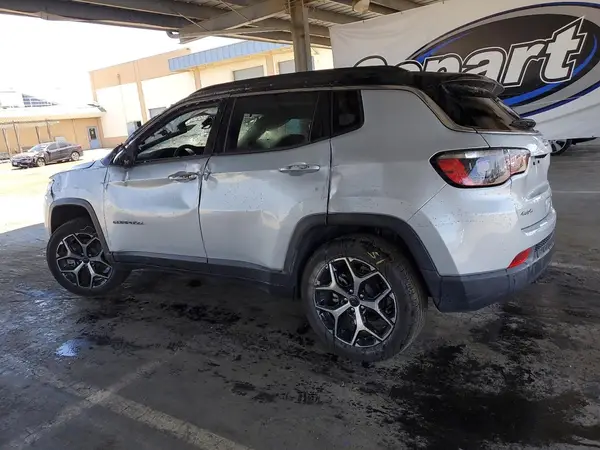 3C4NJDCN2ST546323 2025 JEEP COMPASS - Image 2