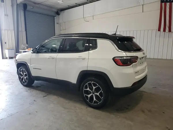 3C4NJDCN2ST561260 2025 JEEP COMPASS - Image 2