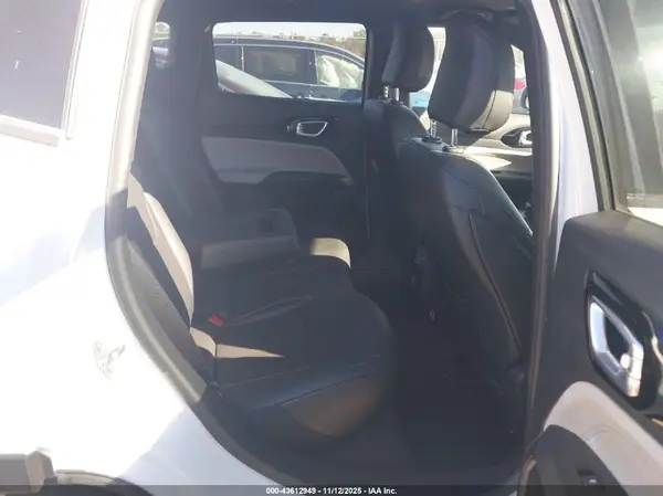 3C4NJDCN2ST597045 2025 JEEP COMPASS - Image 8