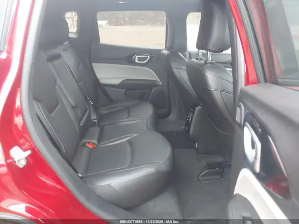 3C4NJDCN2ST615947 2025 JEEP COMPASS - Image 8