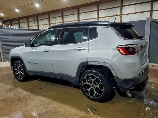 3C4NJDCN2ST623529 2025 JEEP COMPASS - Image 2