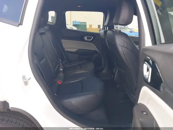 3C4NJDCN2TT182471 2026 JEEP COMPASS - Image 8