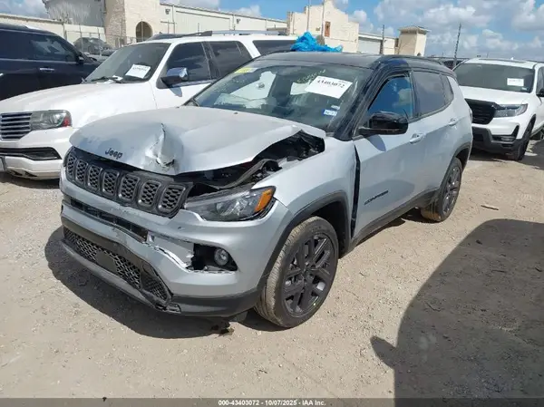 3C4NJDCN2TT184169 2026 JEEP COMPASS - Image 2