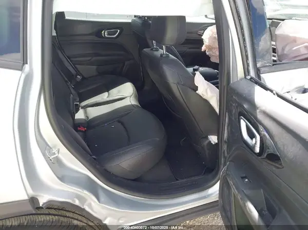 3C4NJDCN2TT184169 2026 JEEP COMPASS - Image 8