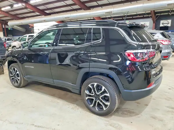 3C4NJDCN3PT542305 2023 JEEP COMPASS - Image 2