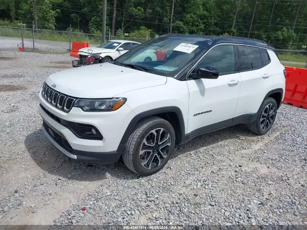 3C4NJDCN3PT565647 2023 JEEP COMPASS - Image 2